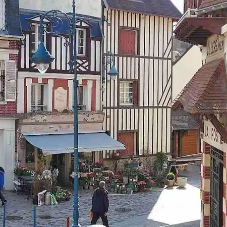 Bord De Mer, Hyper Centre De Sur * וילר-סור-מר