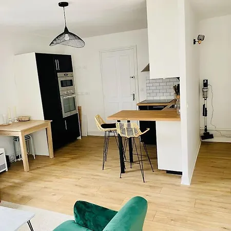 Bord De Mer, Hyper Centre De Sur Apartment